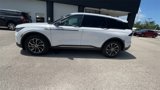 Used 2025 Lincoln Nautilus Premier w/ Equipment Group 102A image 5