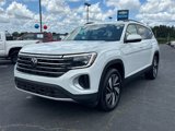 Used 2024 Volkswagen Atlas SE image 2