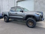 Used 2020 Toyota Tacoma TRD Off-Road w/ Technology Package image 3