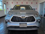 Used 2022 Toyota Highlander LE image 3