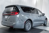 New 2025 Chrysler Pacifica Select image 4