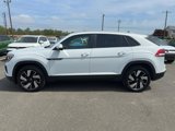New 2025 Volkswagen Atlas Cross Sport SE image 2