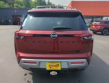 New 2025 Nissan Pathfinder Platinum w/ Black Appearance Package image 4