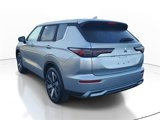 New 2025 Mitsubishi Outlander SE image 5
