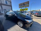 Used 2015 Toyota Camry LE image 2