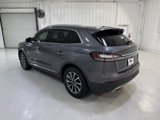 Used 2021 Lincoln Nautilus FWD image 3