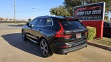 Used 2018 Volvo XC60 T5 Momentum w/ Convenience Package image 3