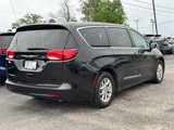 Used 2023 Chrysler Voyager LX image 3