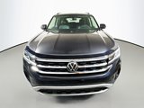 Used 2023 Volkswagen Atlas SE image 2