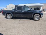 Used 2012 Nissan Frontier SL w/ Moonroof Pkg image 3