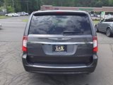 Used 2016 Chrysler Town & Country Touring w/ Driver Convenience Group image 6