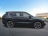 New 2025 Mitsubishi Outlander SEL image 3