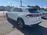 New 2025 Volkswagen Atlas Cross Sport SE image 3
