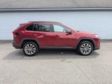 Used 2021 Toyota RAV4 XLE Premium image 3