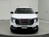 Used 2023 GMC Terrain AT4 image 2