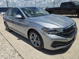 Used 2023 Volkswagen Jetta SE image 3