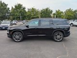 New 2025 Chevrolet Traverse LT w/ Enhanced Driving Package image 2