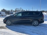 New 2025 Chrysler Pacifica Select image 4
