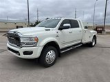 Used 2022 RAM 5500 4x4 Crew Cab image 4