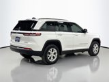 Used 2023 Jeep Grand Cherokee Limited image 6