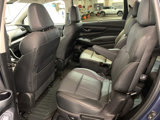 Used 2025 Subaru Ascent Bronze Edition image 5