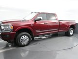 Used 2022 RAM 3500 Limited w/ Body Color Bumper Group image 4