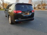 Used 2022 Chrysler Voyager LX image 4