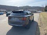 New 2025 Kia Sorento X-Line EX image 4