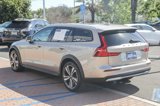 Certified 2025 Volvo V60 B5 Cross Country Plus w/ Protection Package Premier image 4