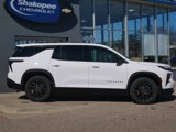 New 2025 Chevrolet Traverse LT w/ Enhanced Driving Package image 2