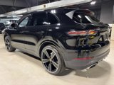 Used 2019 Porsche Cayenne image 2