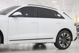 Used 2025 Audi Q8 Prestige image 3