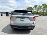 Certified 2022 Ford Explorer XLT w/ Equipment Group 202A image 5