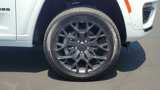 New 2025 Jeep Grand Cherokee Summit image 6