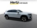 Used 2024 Volkswagen Atlas Cross Sport SE image 2