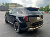 Used 2024 Kia Sorento S image 3