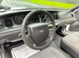 Used 2010 Ford Crown Victoria Police Interceptor image 4