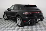 Used 2025 Porsche Macan image 3