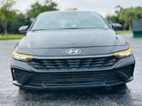 Used 2024 Hyundai Elantra SEL image 3