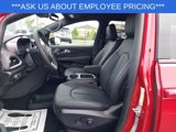 New 2025 Chrysler Pacifica Select w/ Uconnect Theater Family Group image 3