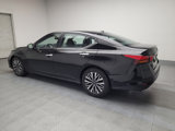 Used 2023 Nissan Altima 2.5 SV image 3