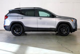 Used 2023 GMC Terrain SLE w/ Driver Convenience Package image 3