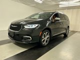 Certified 2024 Chrysler Pacifica Pinnacle w/ Trailer Tow Group image 5
