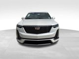 New 2025 Cadillac XT6 Luxury image 2