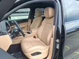 Certified 2023 Porsche Cayenne image 5