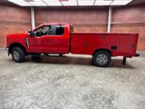 New 2025 Ford F350 4x4 SuperCab Super Duty image 2