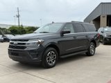 Used 2024 Ford Expedition Max XLT image 3