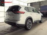 Used 2024 Nissan Rogue SV image 5