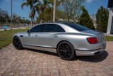 Used 2022 Bentley Flying Spur W12 image 3