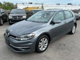 Used 2018 Volkswagen Golf SE image 3